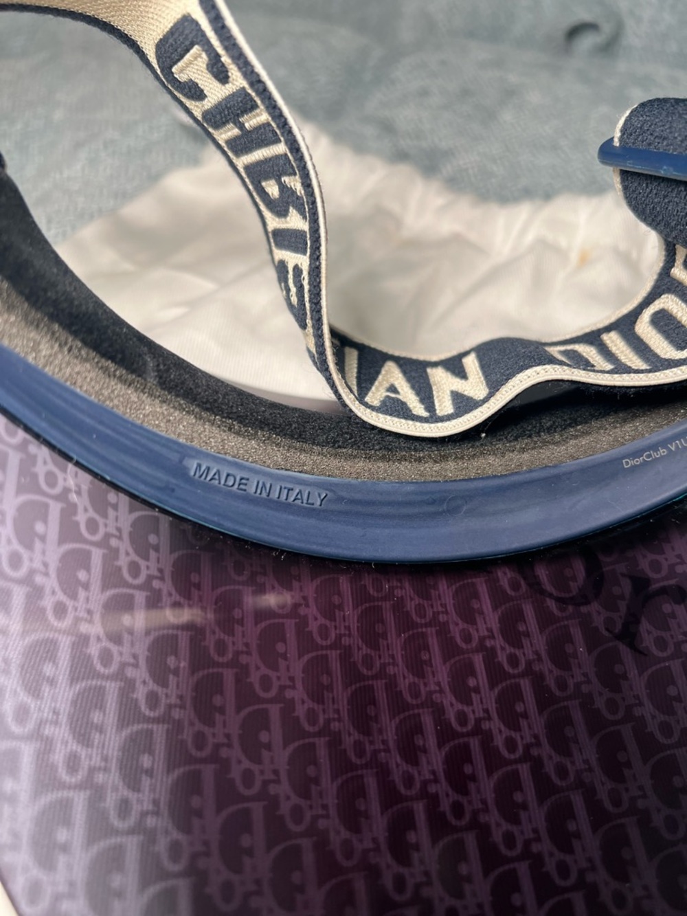 Dior UNISEX DiorClub V1U DiorOblique Visor - Picture 9 of 12